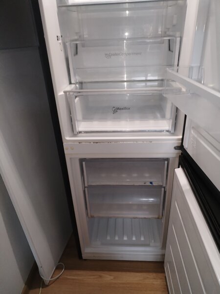 Combina frigorifica Whirlpool